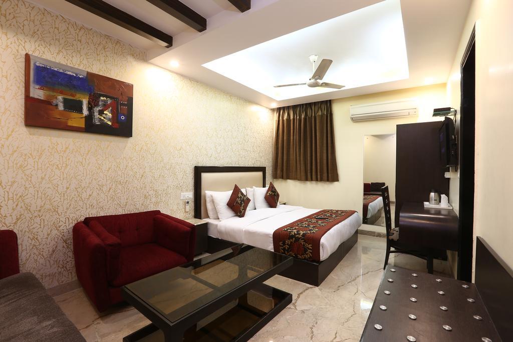 Hotel Kingston Park - Karol Bagh Delhi מראה חיצוני תמונה